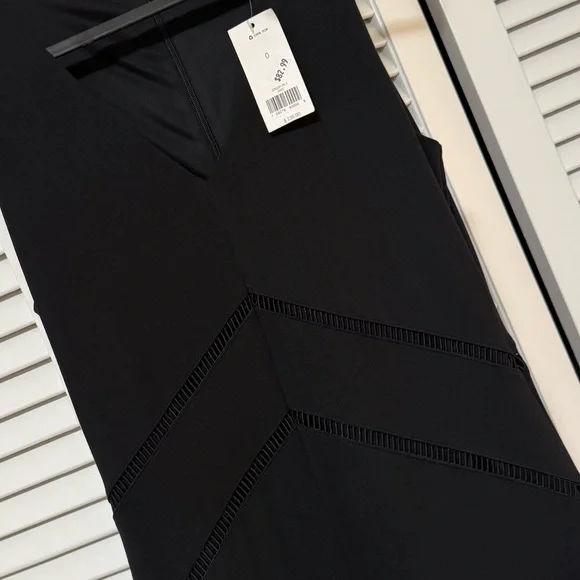 Banana Republic Sleeveless Ponte V-Neck Black Maxi Dress - Picture 3 of 5